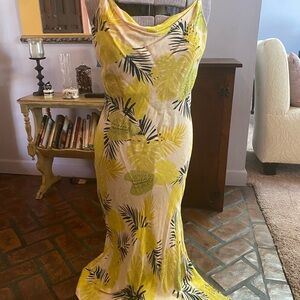 Vici Yellow and Green Leaf Print Maxi Dress